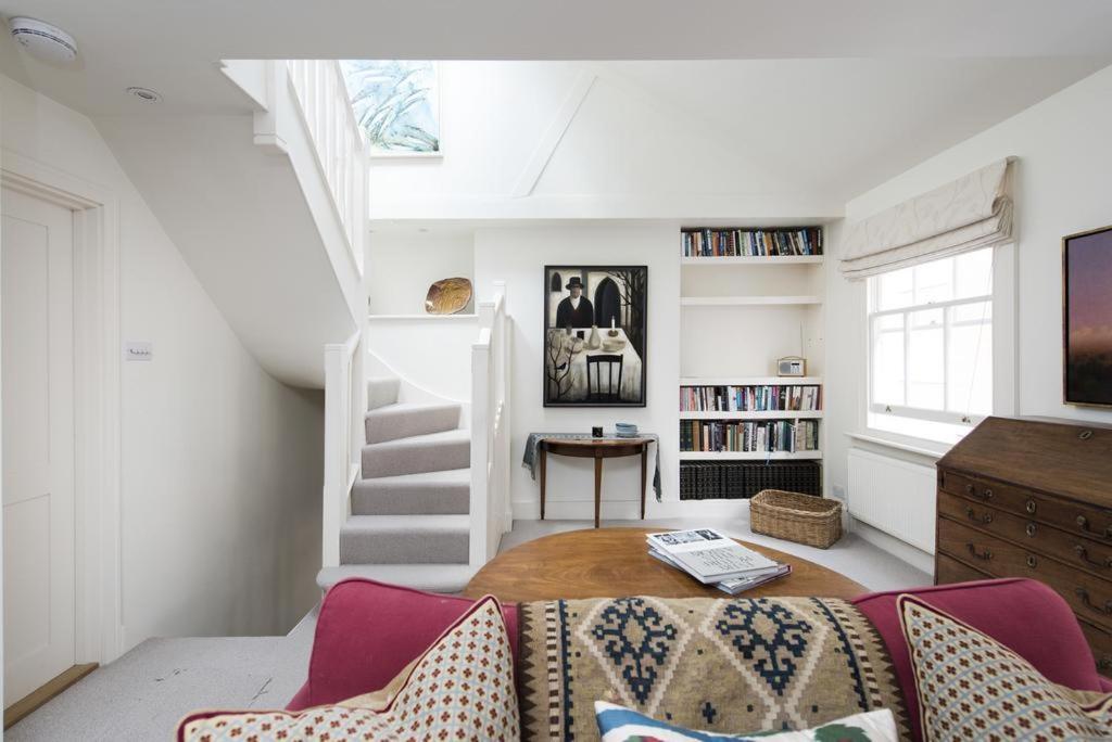 Perfect Kensington Mews House - Quiet Location *