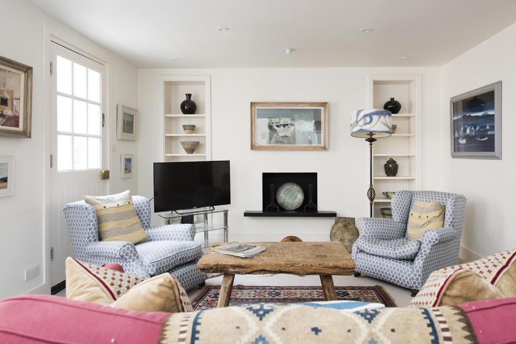 Perfect Kensington Mews House - Quiet Location