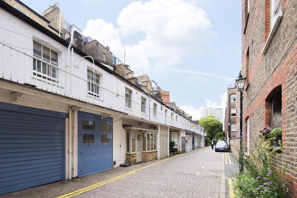 Perfect Kensington Mews House - Quiet Location * Londra